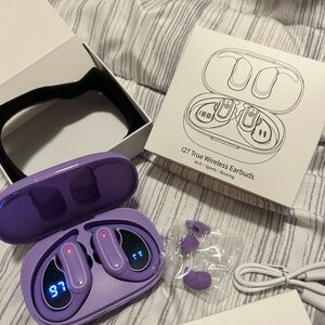 Purple True Wireless Earbudsm